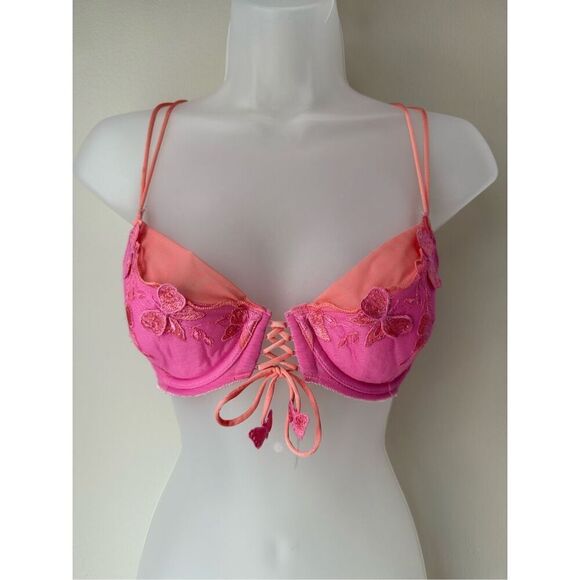Victoria’s Secret 2005 Y2K Limited Edition 3D Embroidered Butterly Bra Size 34C - Picture 1 of 9